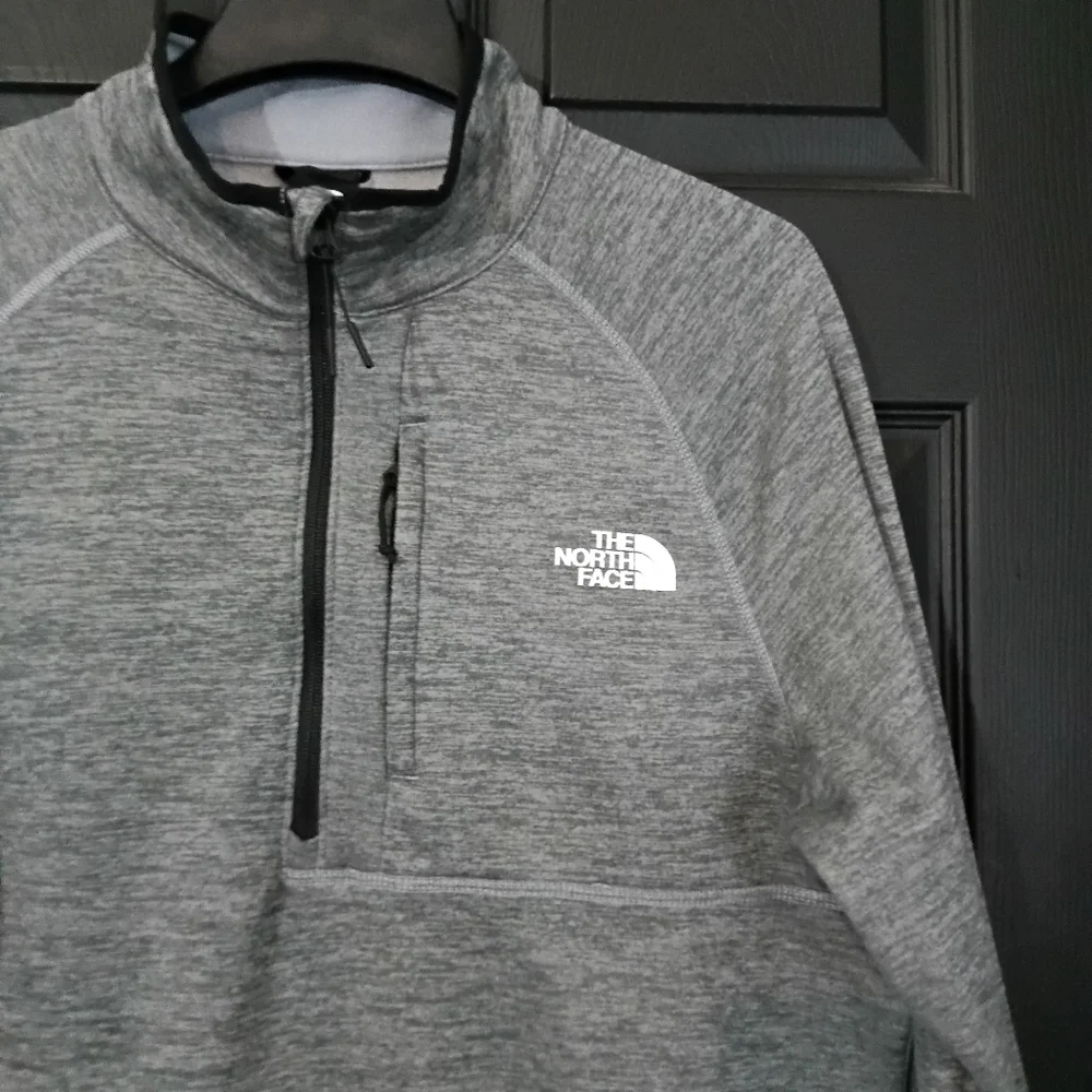 The North Face Men's Sz. L Grey Canyonlands 1/2 Zip Pullover